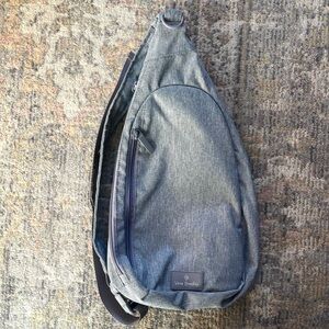 NWOT NEVER USED Vera Bradley Lighten Up Essential Sling Backpack Heather Grey